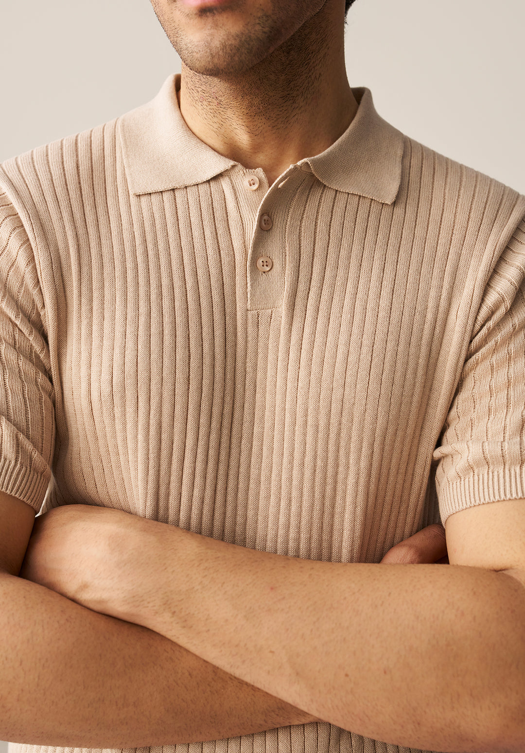 TEXTURED KNITTED POLO SHIRT (YTS-BEG)