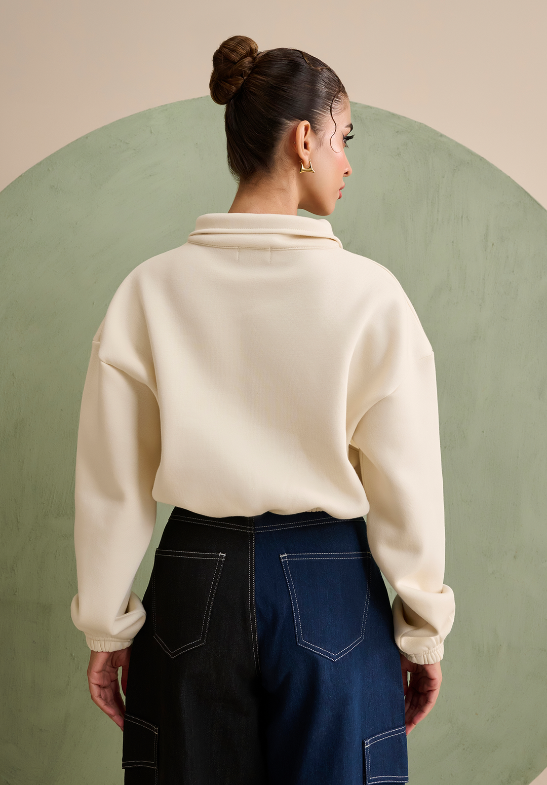 Creme Half zip crop sweatshirt
