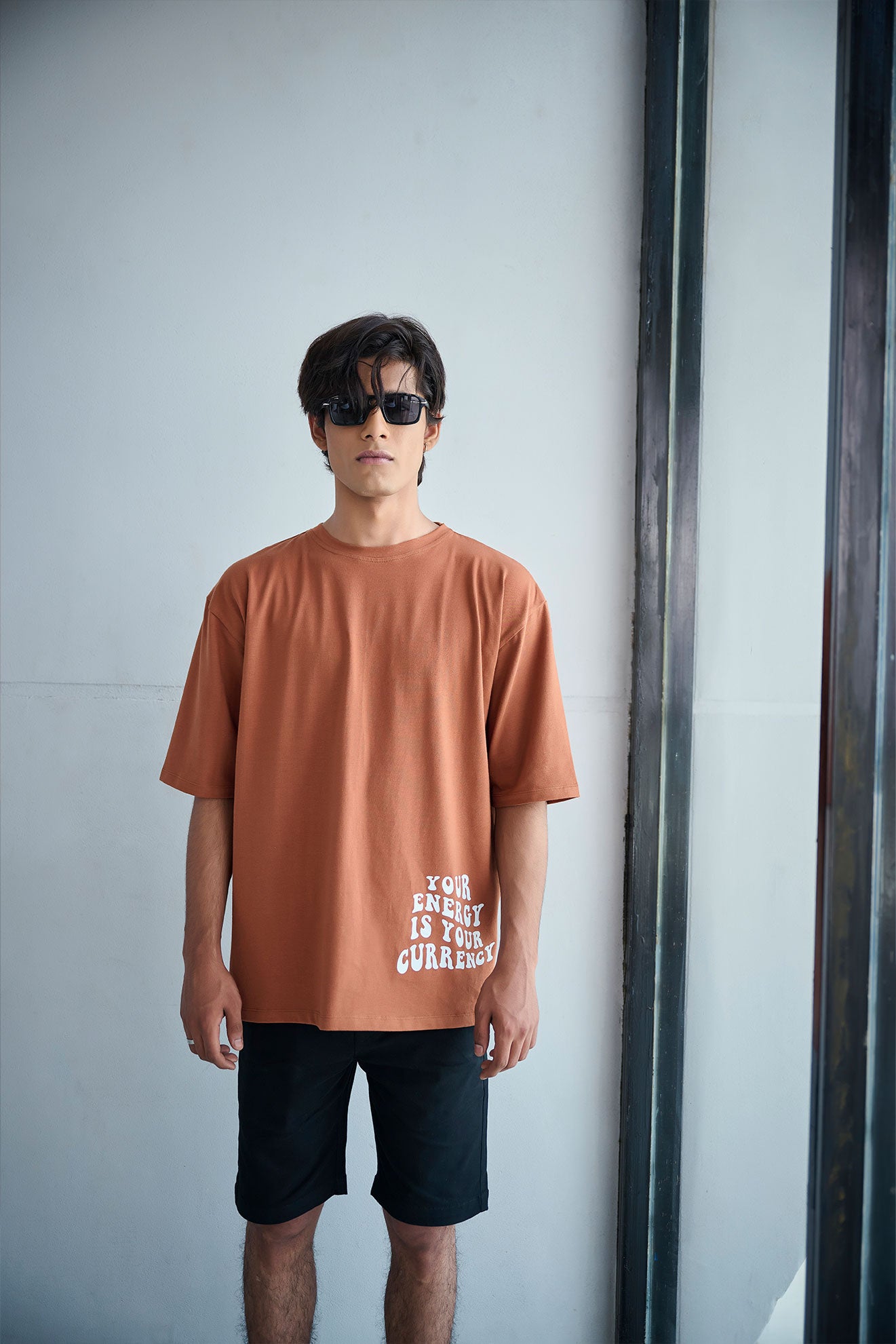 BROWN OVER SIZED TEE